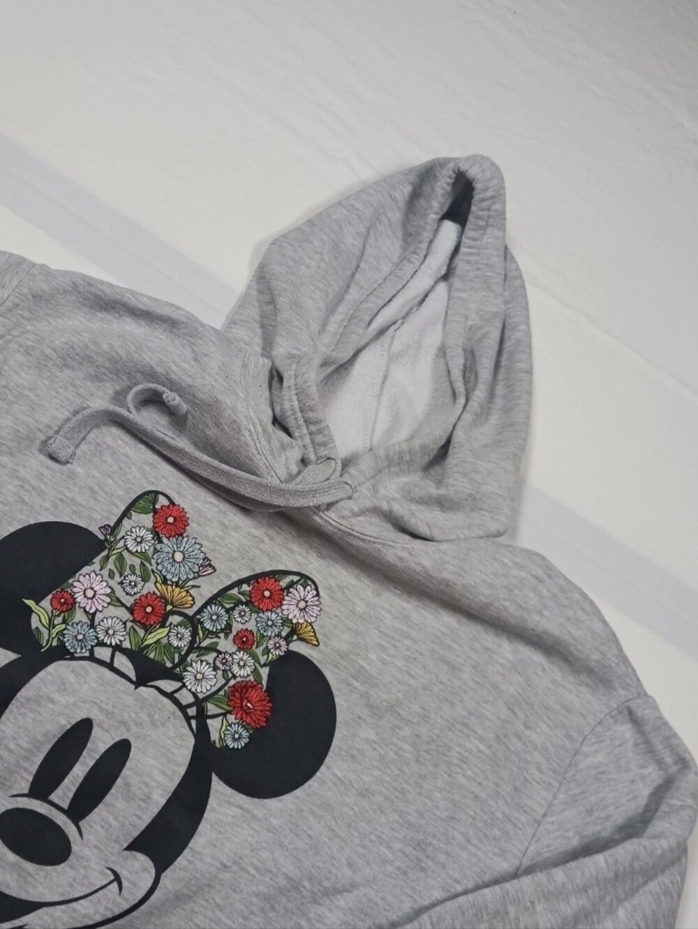 Minnie Mouse Women's XXL Disney Floral Embroidered Gray Pullover Hoodie